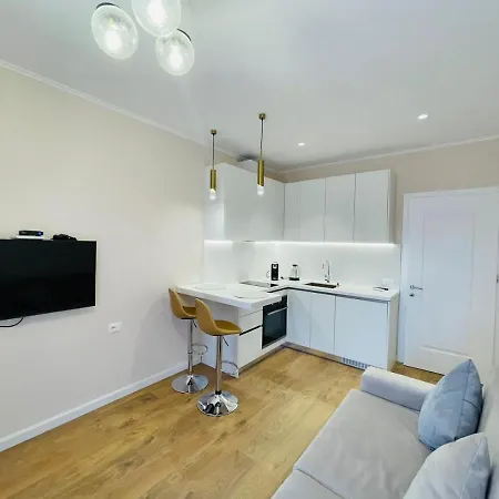 Square Apartment